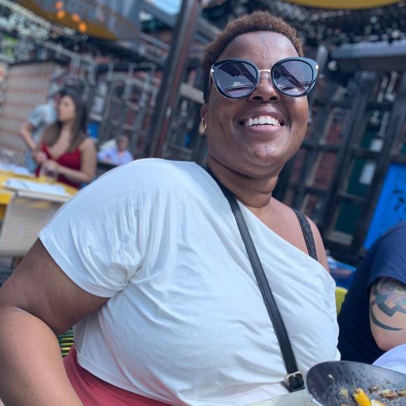 Meet your Posher, Crystal - Picture 1 of 1